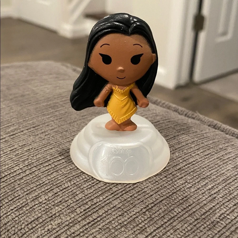 McDonald’s Disney 100 Happy Meal Toy - Pocahontas       kids girls toys princess